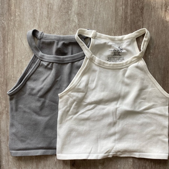 Lot of 2 free people basic tanks size xs/s - Picture 4 of 8
